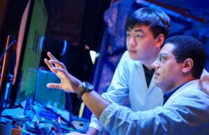 ST, NUS Launch HELIX Lab for Edge AI Chips