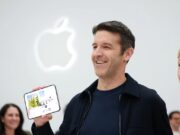 Apple Pushes the iPhone Into Foldable Territory